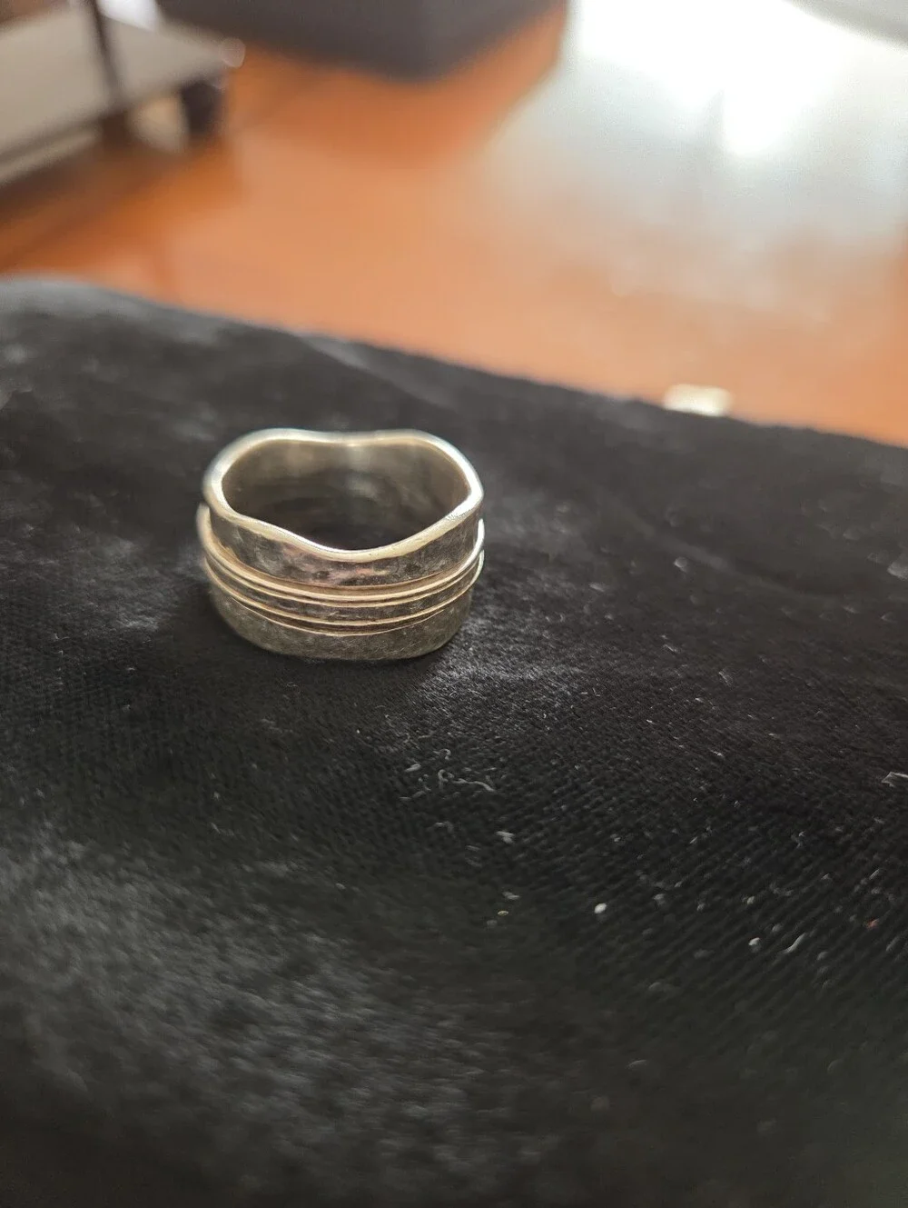 Sterling Silver Hammered Spinner Ring Size 9